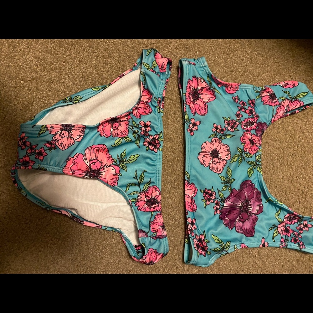 Psny kids size 14 bikini